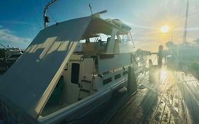 Lady Blue Yacht In Marathon Key
